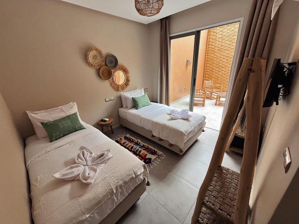 harmony surf lodge 2