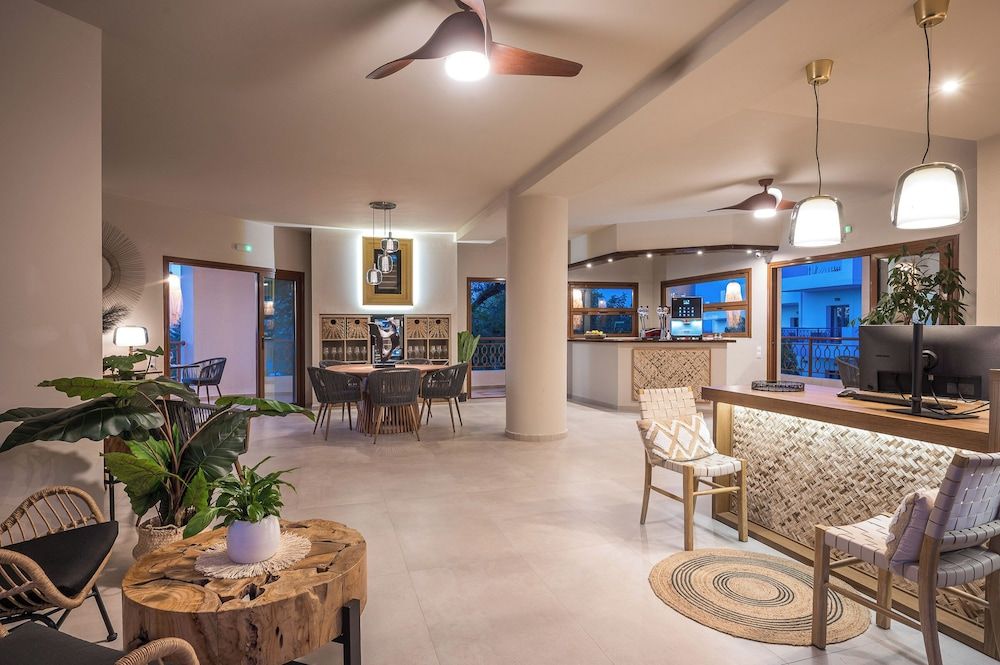 Cretan Seaside Boutique Hotel 2
