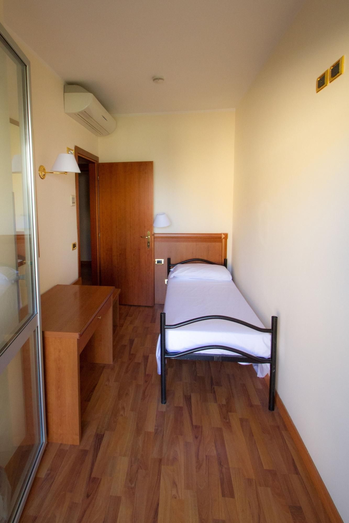 Hotel Santa Lucia 2