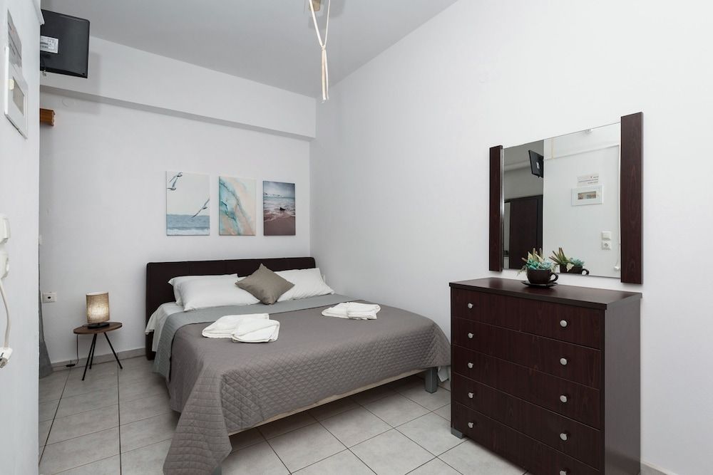 En Plo Beachfront Rooms 2