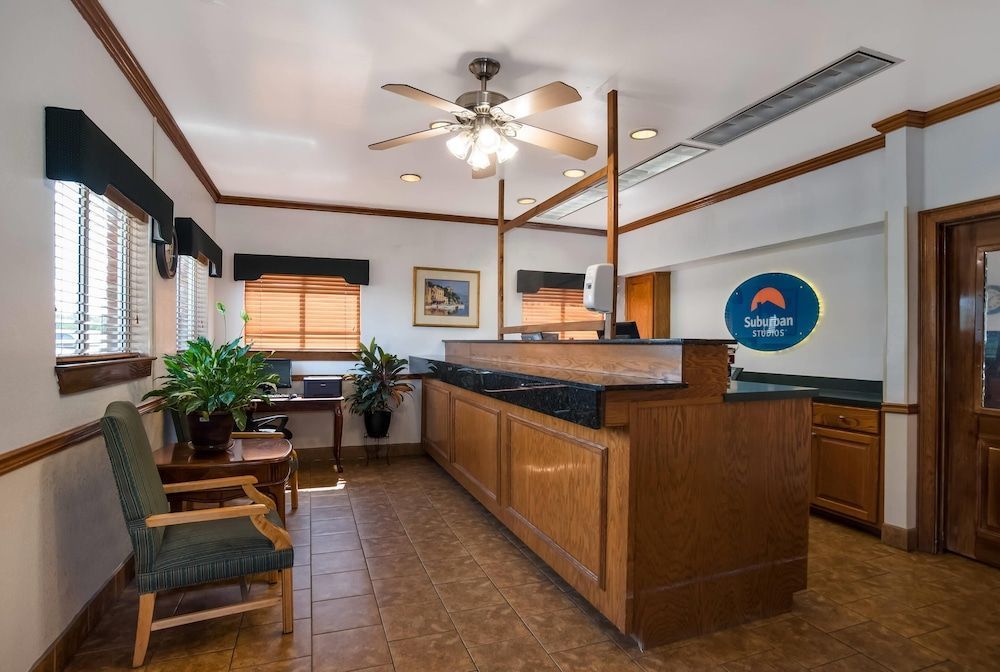 Suburban Studios Biloxi North Area 2