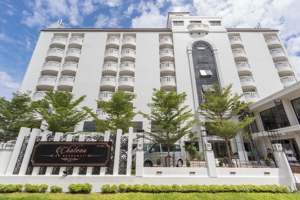 Chateau de Sukhumvit 1