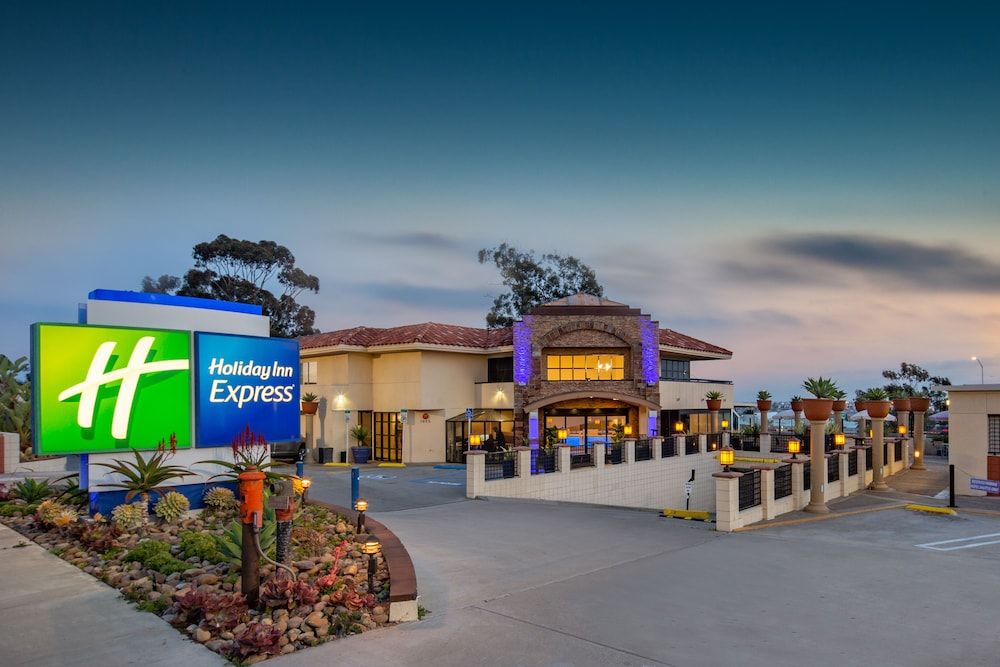Holiday Inn Express SAN DIEGO AIRPORT-OLD TOWN by IHG 1