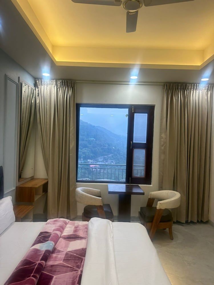 The Grand View 2