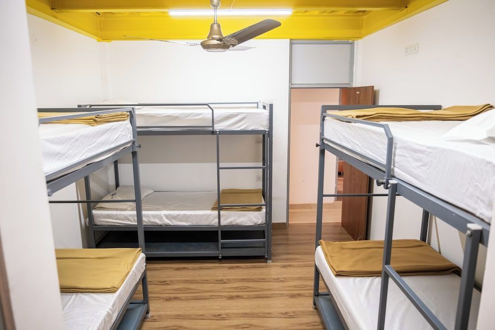 Stopover Backpackers Stay 2