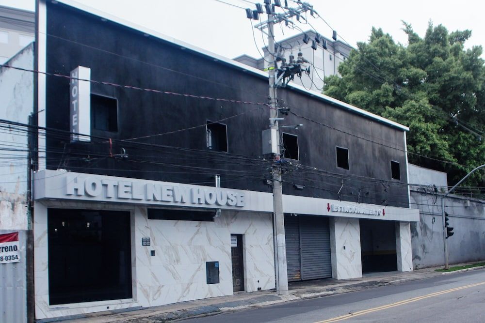 Hotel New House 1