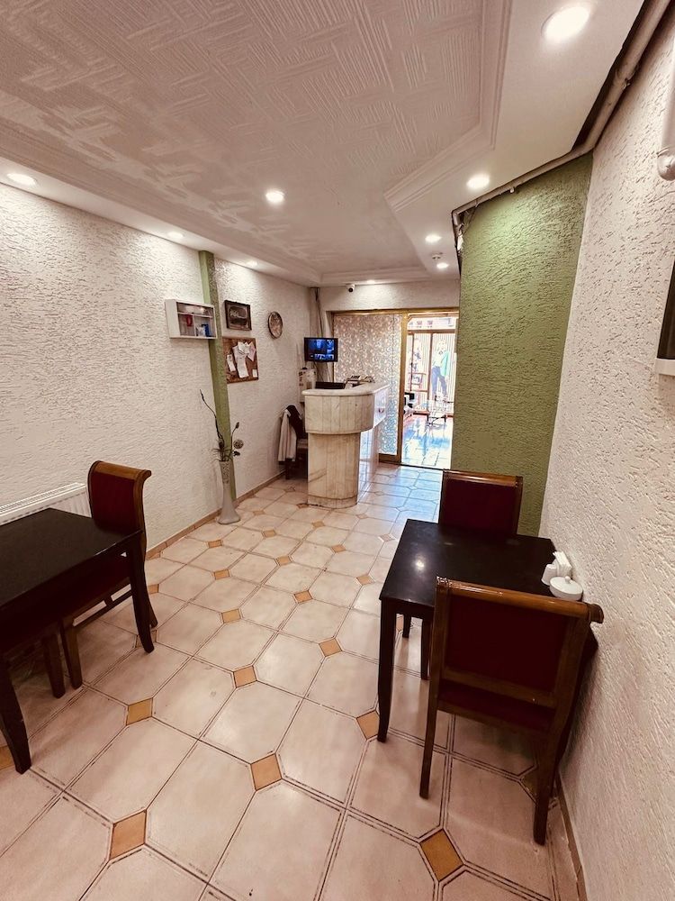 Sera Hotel 2