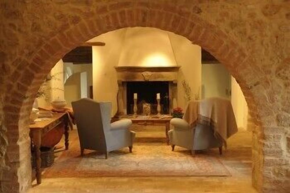 Tenuta Santo Pietro 2