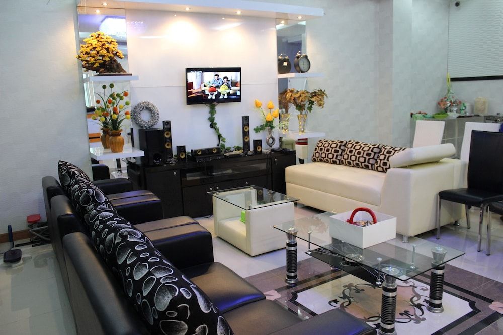 Rene Hotel 2