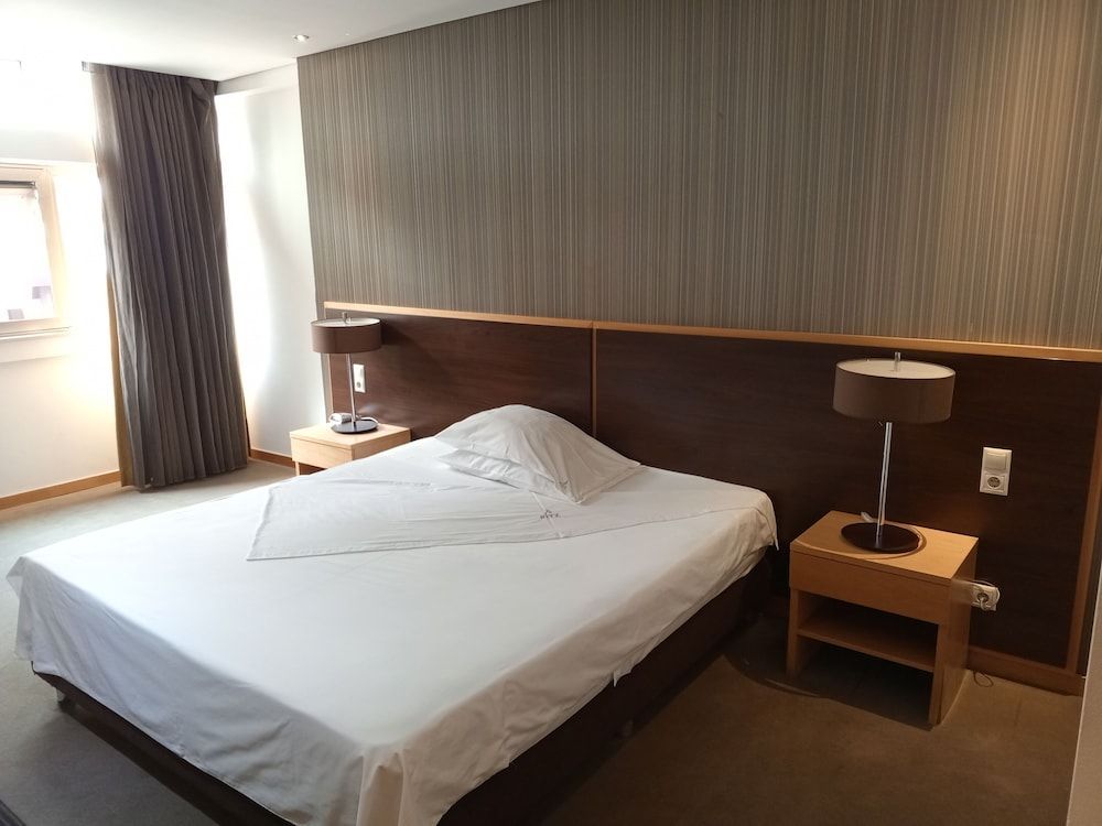 Hotel Ritz Capital 1