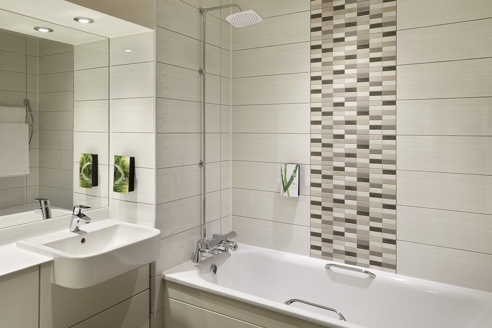 Premier Inn Weston-Super-Mare East - A370 2