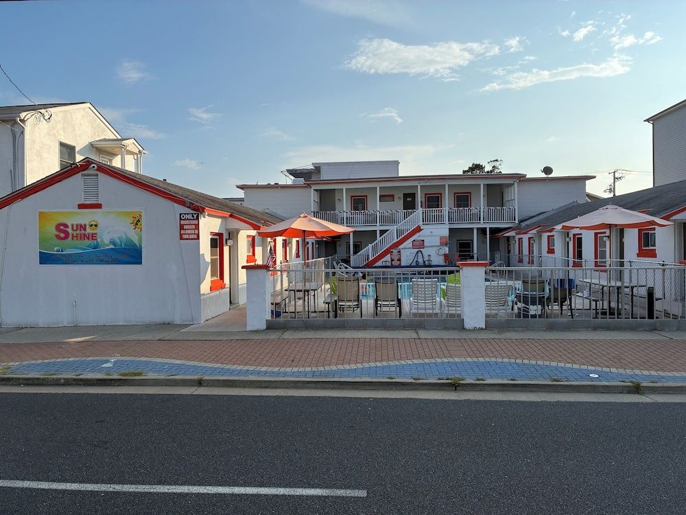 Sunshine Motel 1