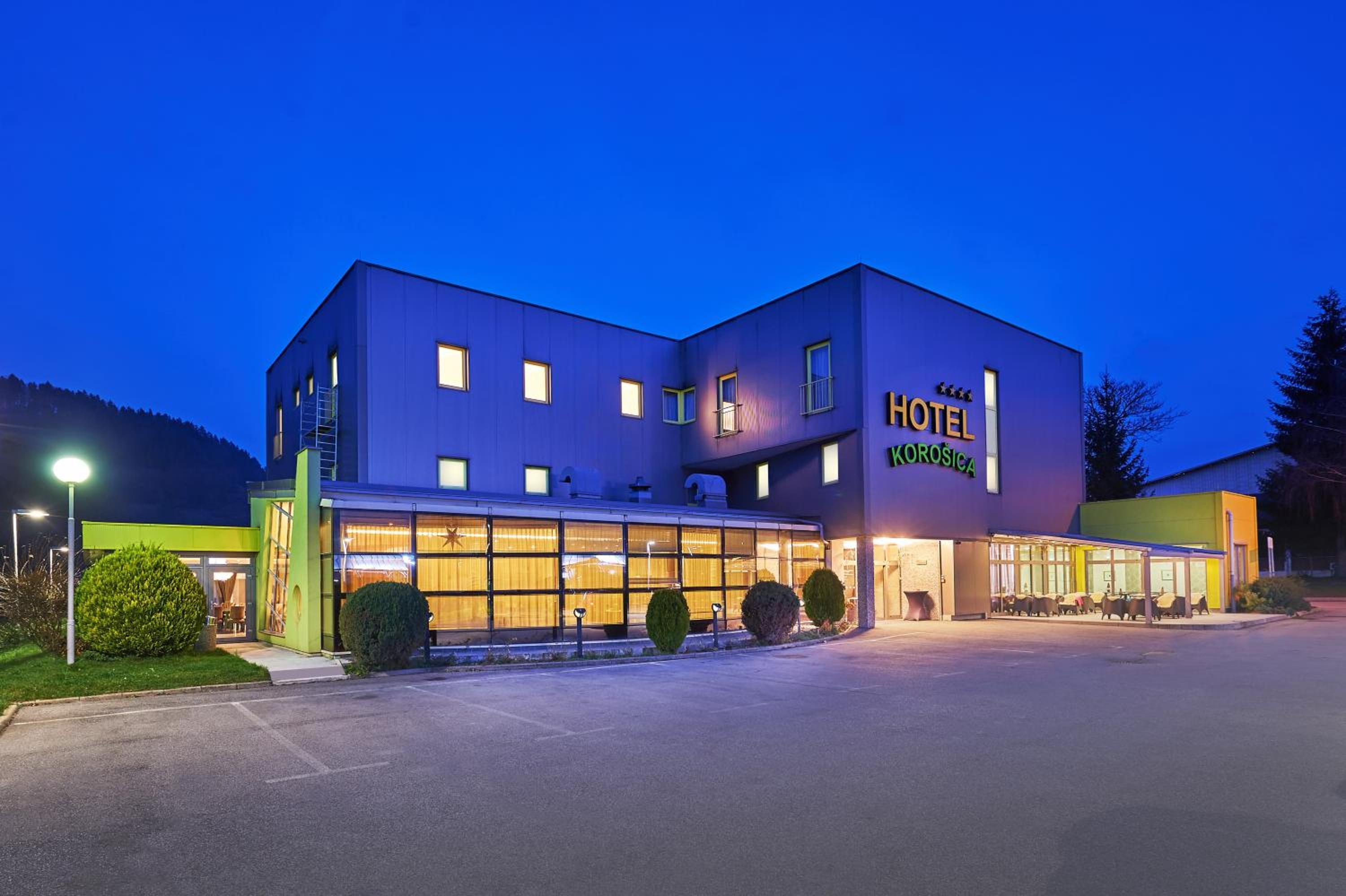 Hotel Korosica 1