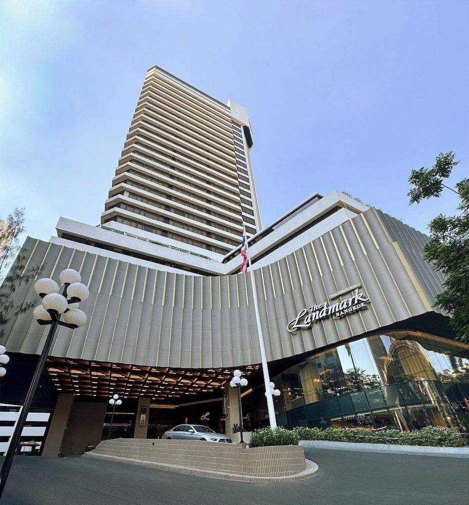The Landmark Bangkok 1