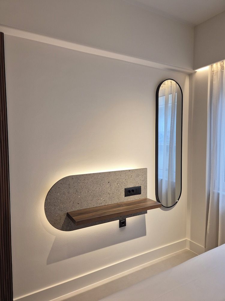Shape Suites Athens 2