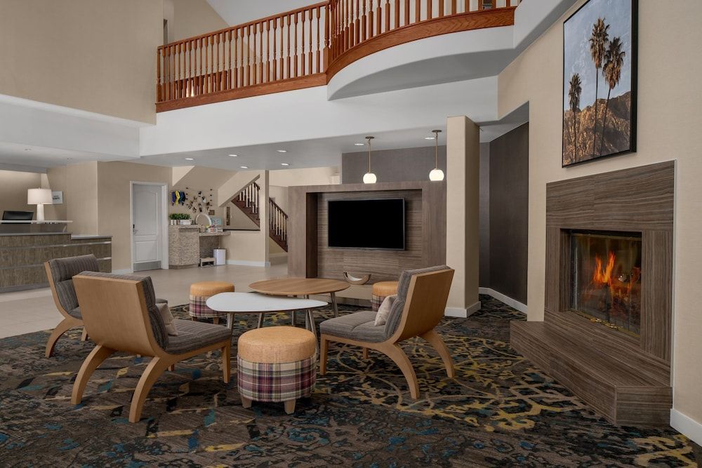 Residence Inn by Marriott Santa Clarita Valencia 2