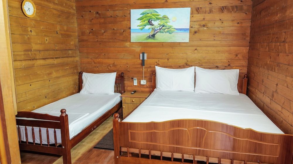 Dolanit Hotels Vila e Drurit 1