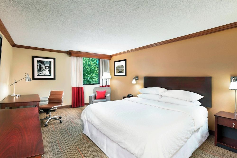 Four Points by Sheraton Asheville Downtown 1