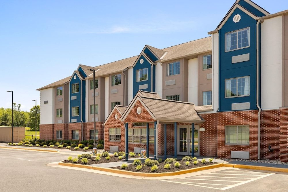 Microtel Inn & Suites by Wyndham Culpeper 1
