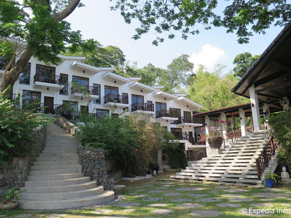 Aiyanar Beach and Dive Resort 1