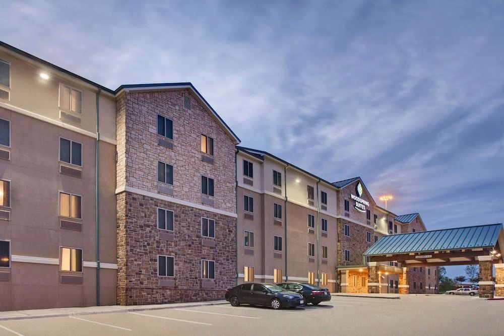 WoodSpring Suites Las Colinas - Northwest Dallas 1