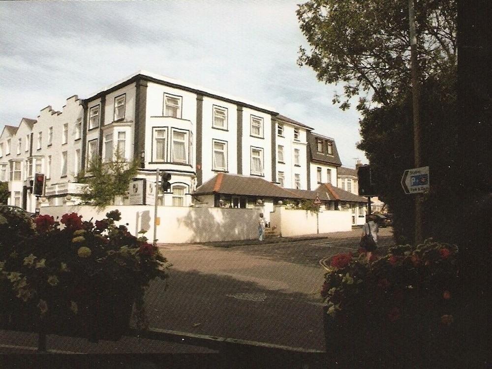 Langham Court 1