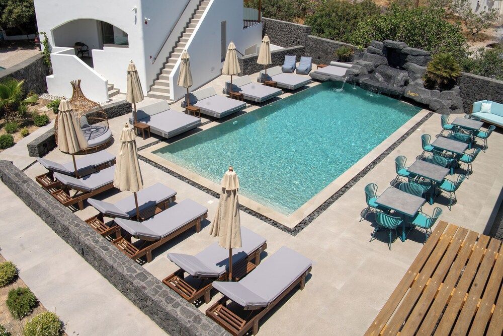 Mountain and Sea Suites 1