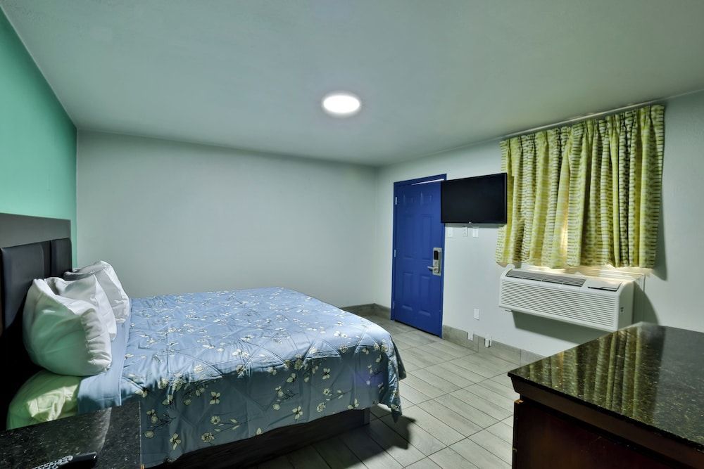 EL TEJAS MOTEL 2