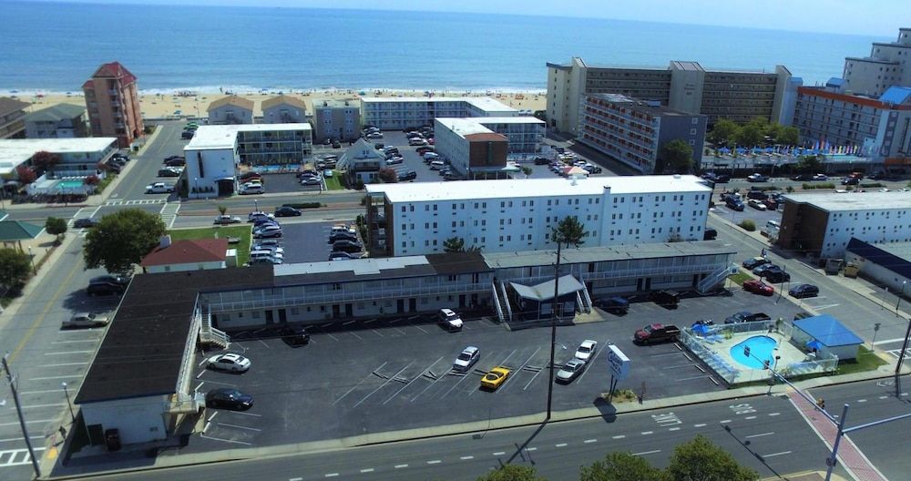Cabana Motel 1