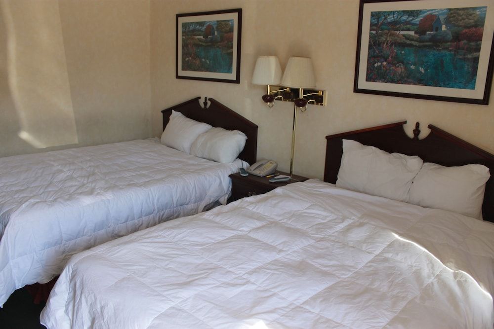 I-80 Inn & Suites 1