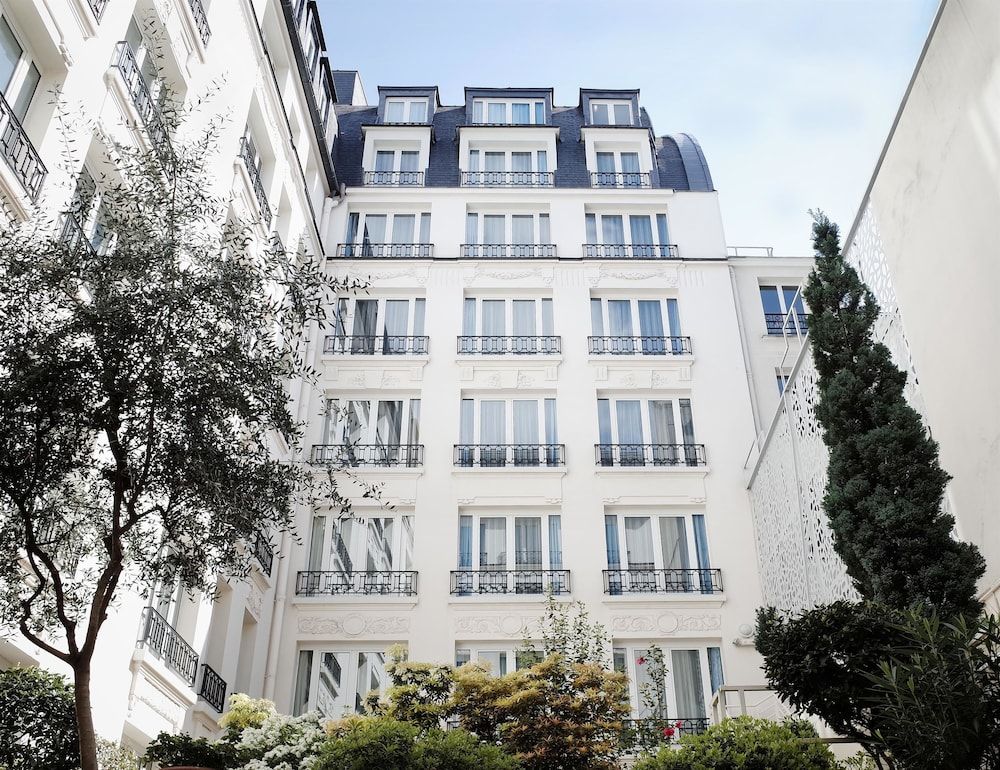 Rochester Champs Elysees 1