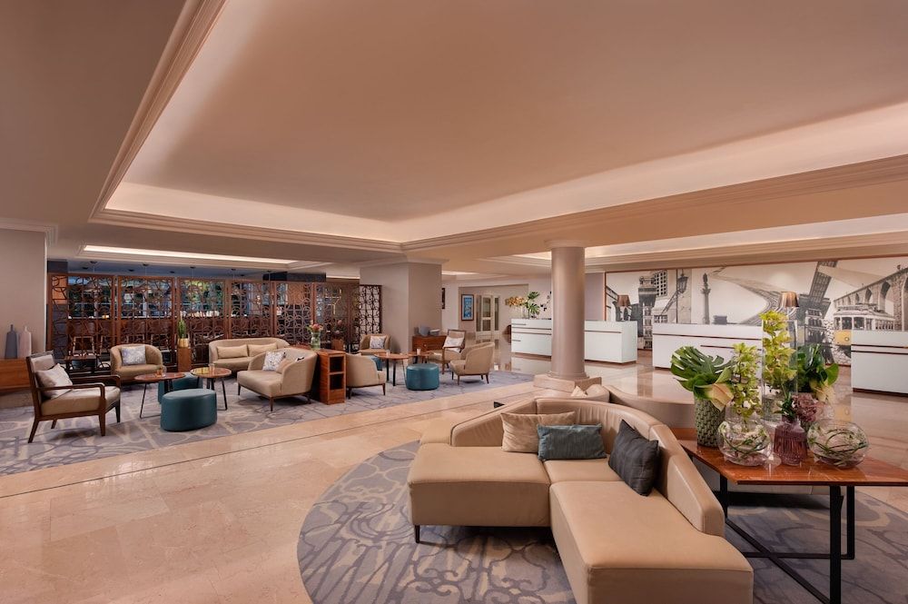 Lisbon Marriott Hotel 2
