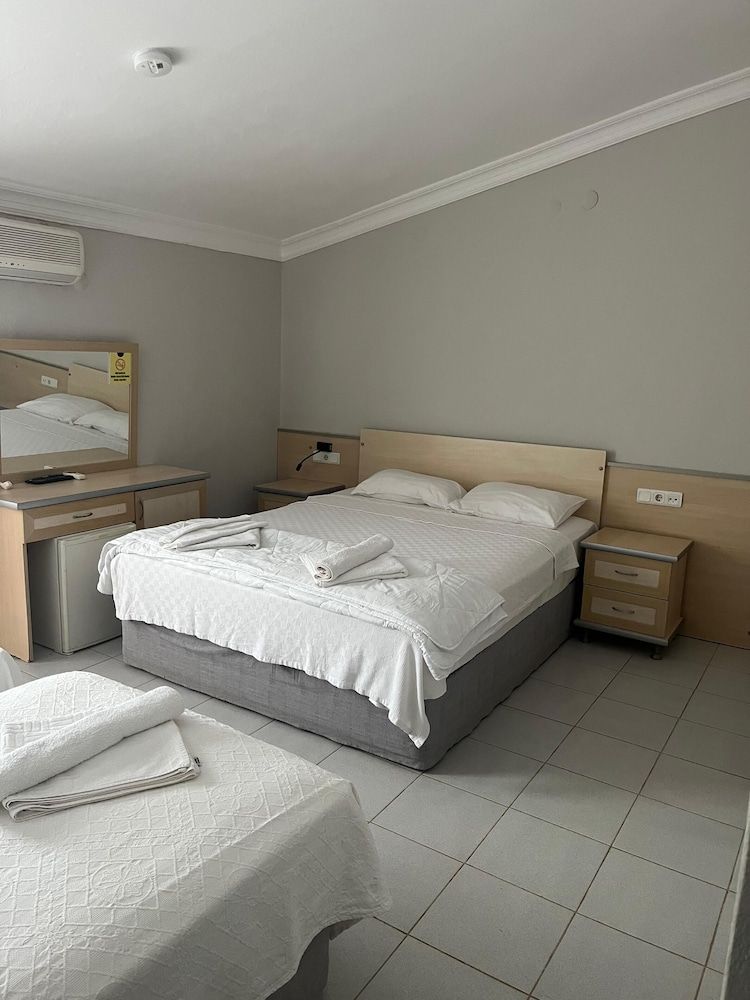 Eldorado Hotel 2
