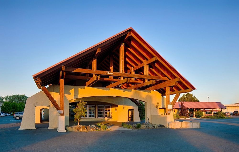 Red Lion Hotel & Conference Center Ellensburg 1