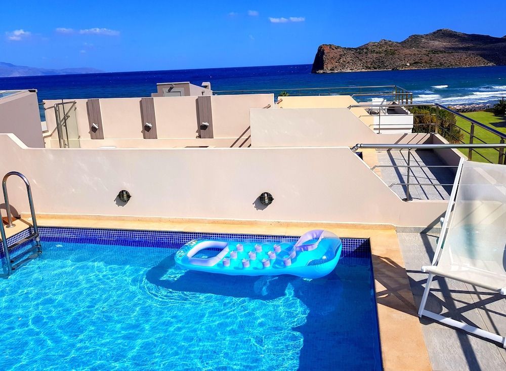 Sandy Point Villas Chania 1