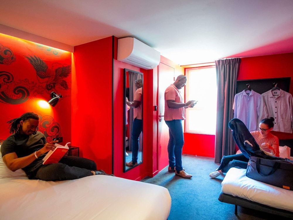 Ibis Styles Paris Gare de l'Est Magenta 1