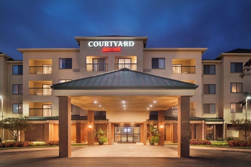 Courtyard by Marriott Dayton Beavercreek 1