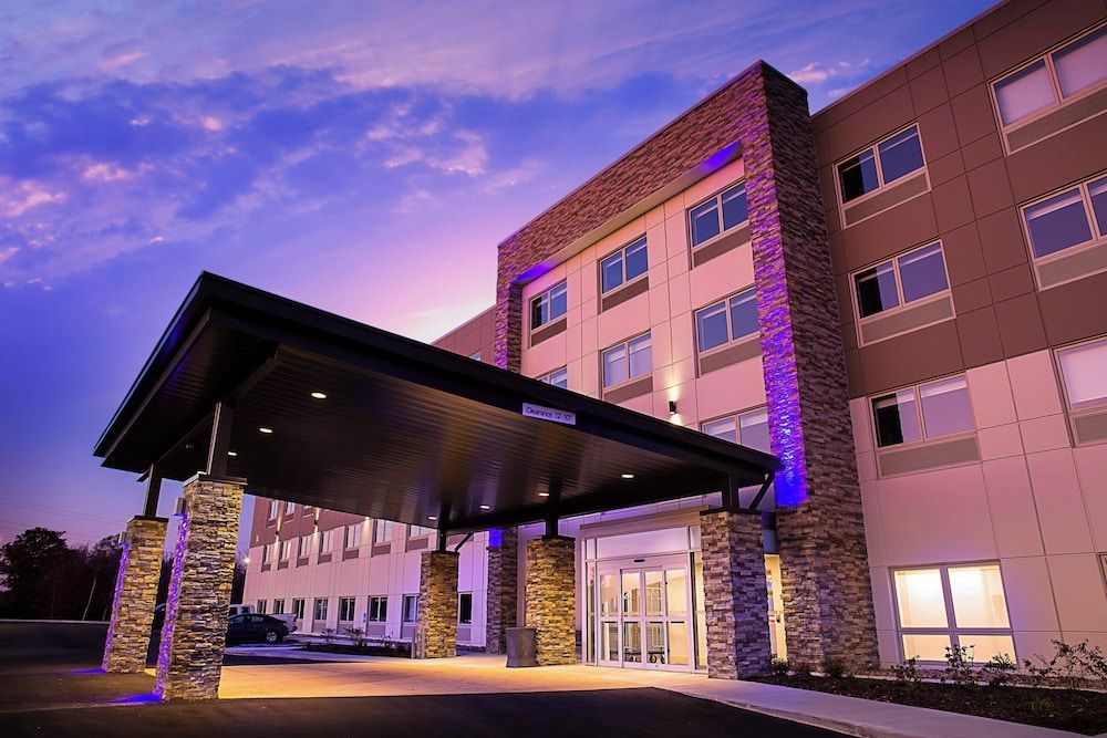 Holiday Inn Express & Suites HALIFAX – DARTMOUTH by IHG 1
