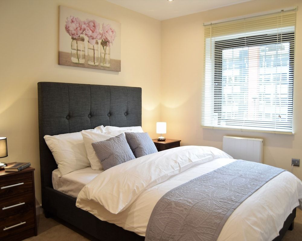 Morland House Apartments 1
