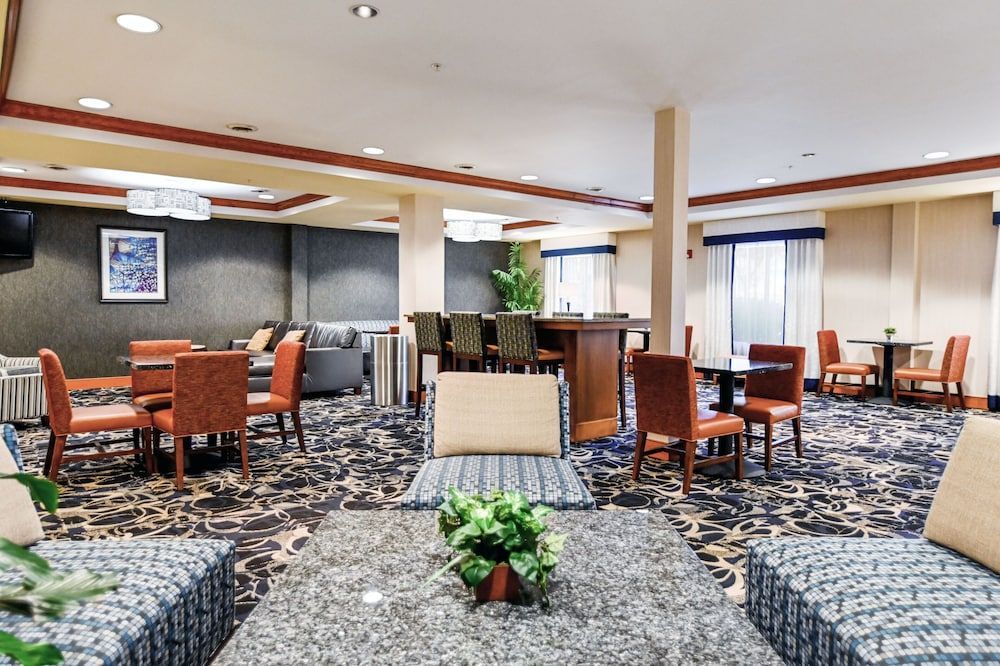 Holiday Inn Express & Suites RICHMOND NORTH ASHLAND by IHG 2