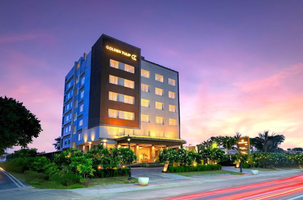 Golden Tulip Agra 1