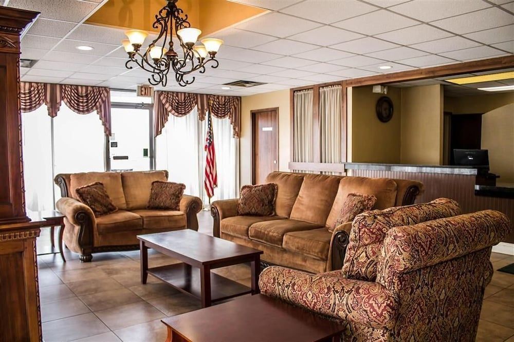 Baymont by Wyndham Youngstown 2