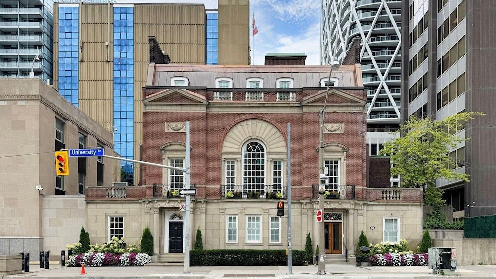 The University Club of Toronto 1