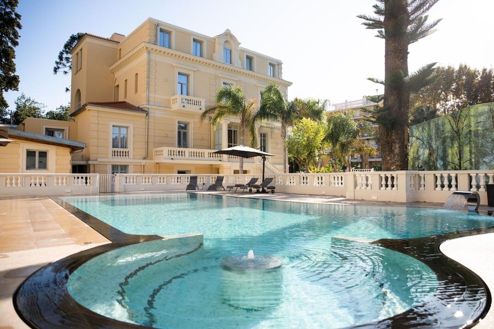 Villa Genesis 1