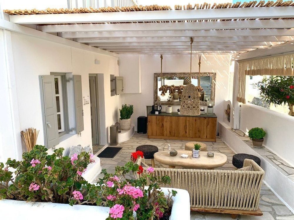 Island Mykonos Suites & Studios 2