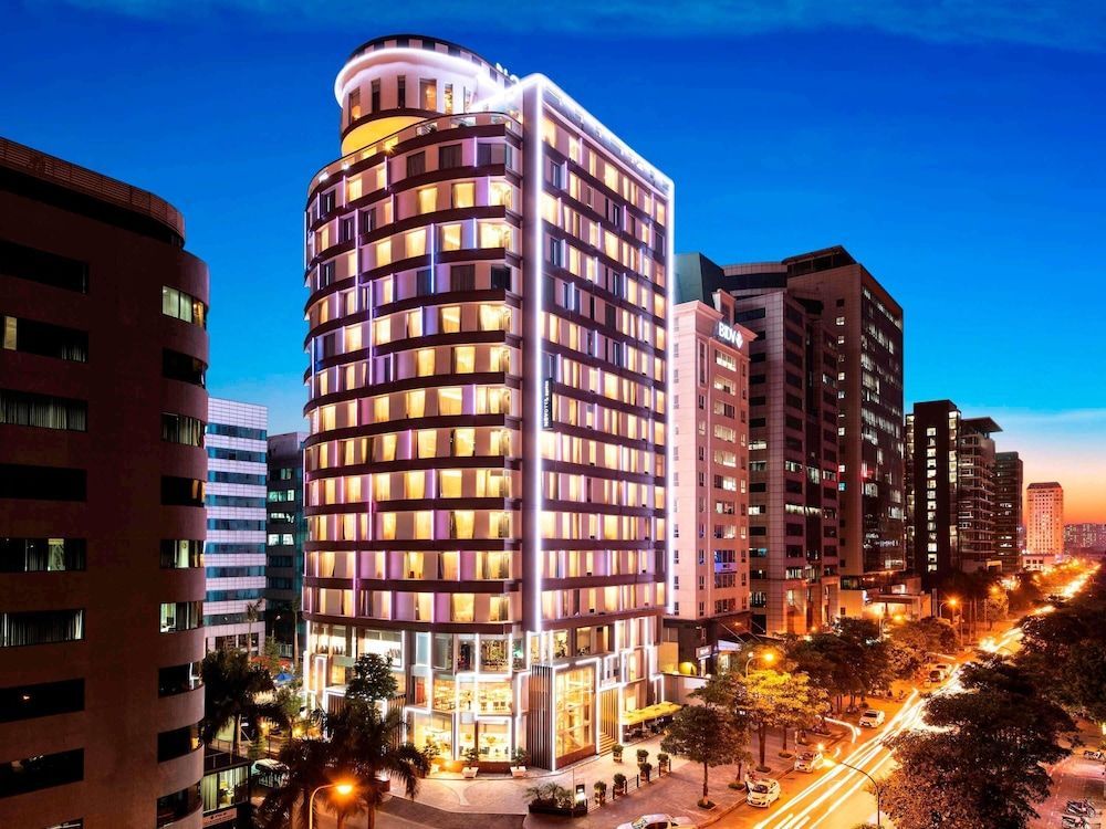 Novotel Suites Hanoi 1