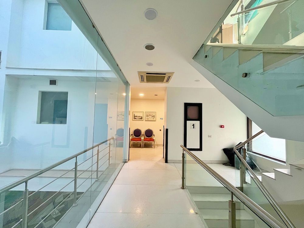 Amber Inn by Orion Hotels 2
