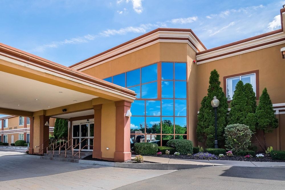 Quality Inn & Suites Albany Airport 1