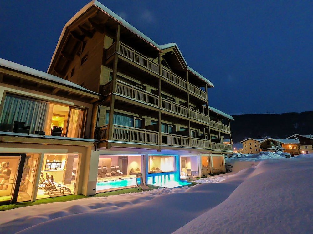 Francesin Active Hotel 1
