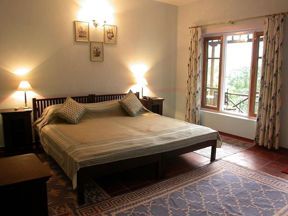 Neemrana's Glasshouse on the Ganges 1